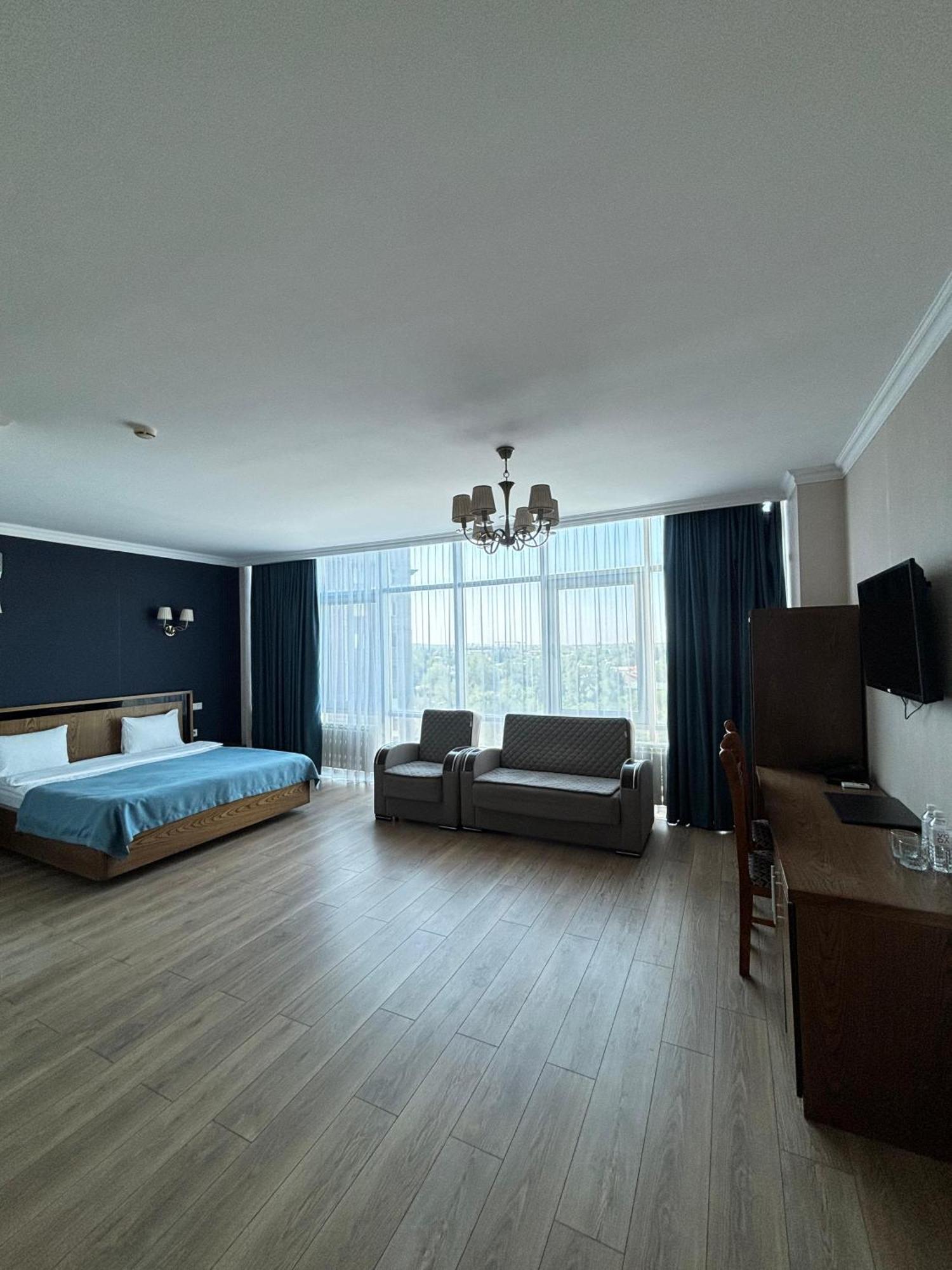 Business Hotel Almaty Exterior photo